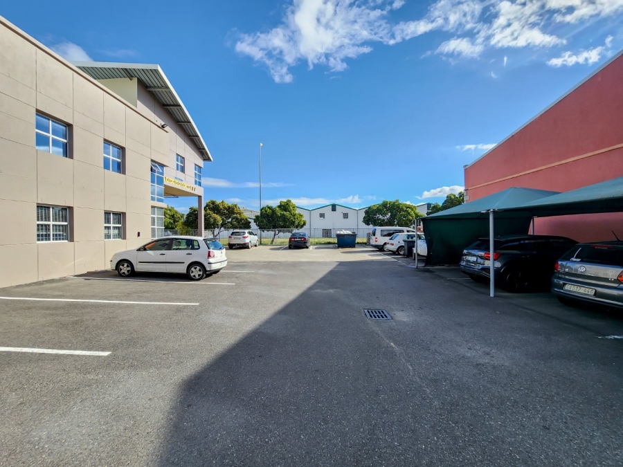 To Let commercial Property for Rent in Montague Gardens Western Cape